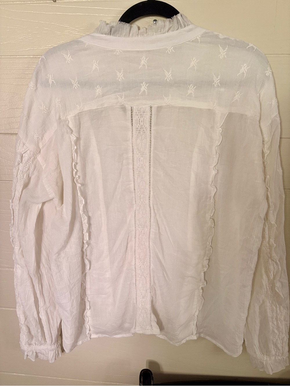 Versona White Ruffled Button-Front Blouse - Picture 8 of 13